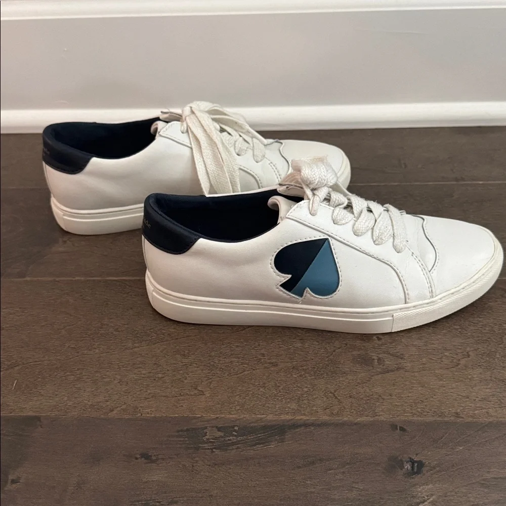 Kate Spade Fez White Leather Sneakers Navy Spade Logo Women’s 7